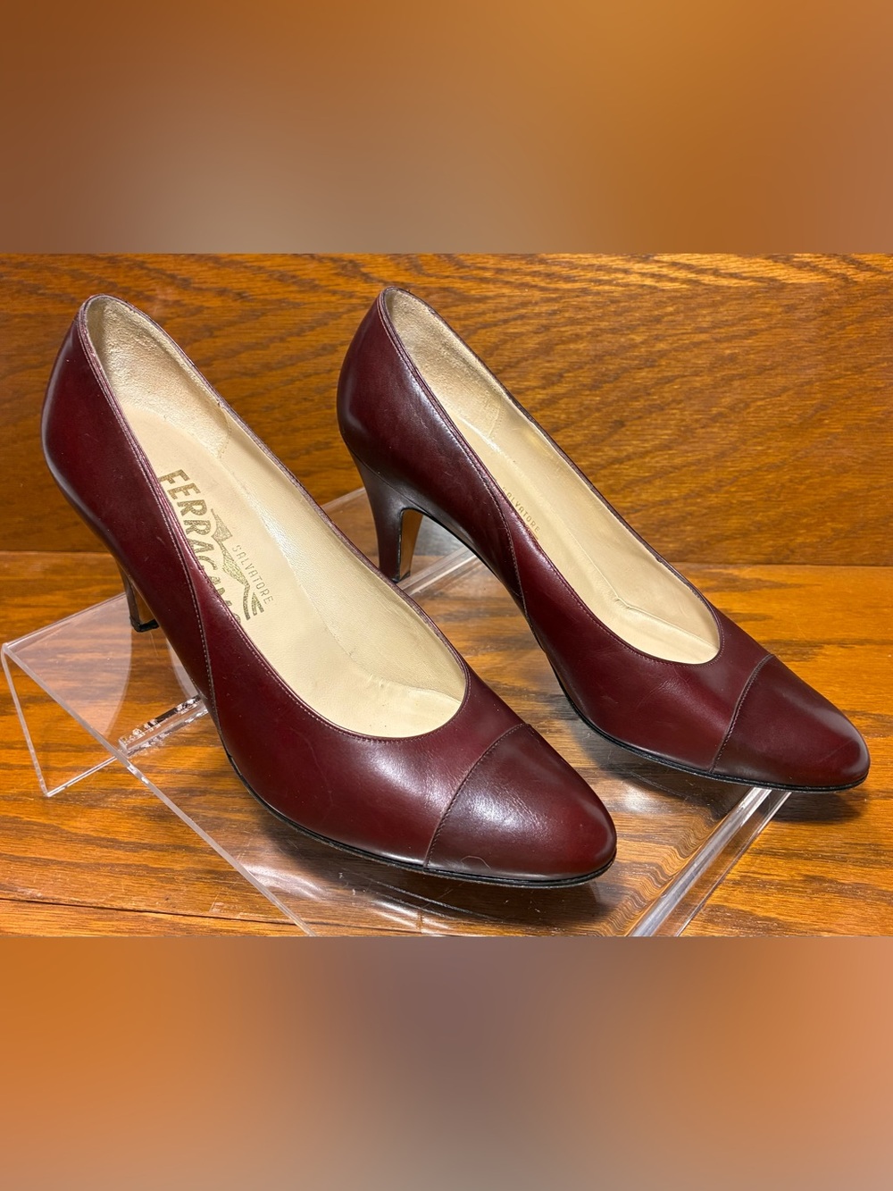 Vintage Salvatore Ferragamo Paneled Leather Cap Toe Pumps Oxblood Burgundy 5.5